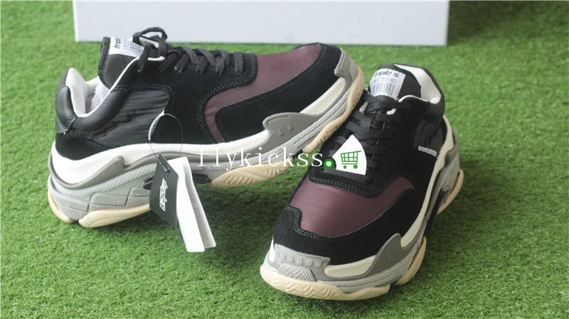 Balenciaga Triple S 2.0 Bordeaux